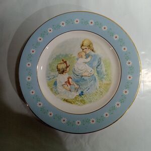 Vintage 1974 Avon Tenderness Special Edition Commemorative Award Plate Ironstone